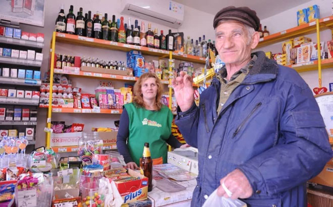Prodavnica u Vrelu gde Matić plaća dugove komšija, Foto: Aleksandar Dimitrijević